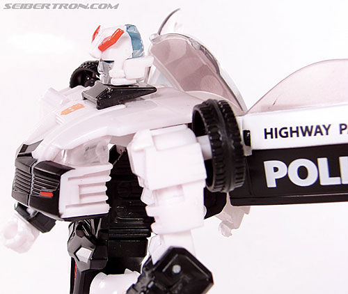 Transformers Universe - Classics 2.0 Prowl (Image #75 of 138)