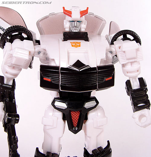Transformers Universe - Classics 2.0 Prowl (Image #82 of 138)