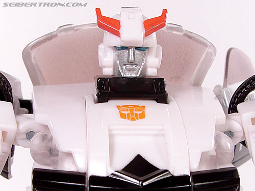 Transformers Universe - Classics 2.0 Prowl (Image #84 of 138)