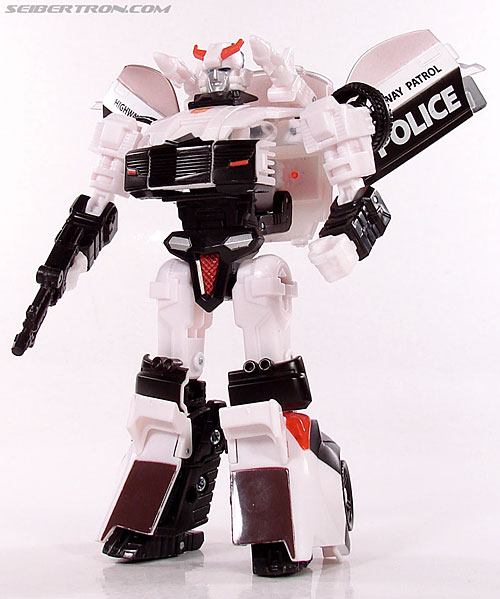 Transformers Universe - Classics 2.0 Prowl (Image #97 of 138)