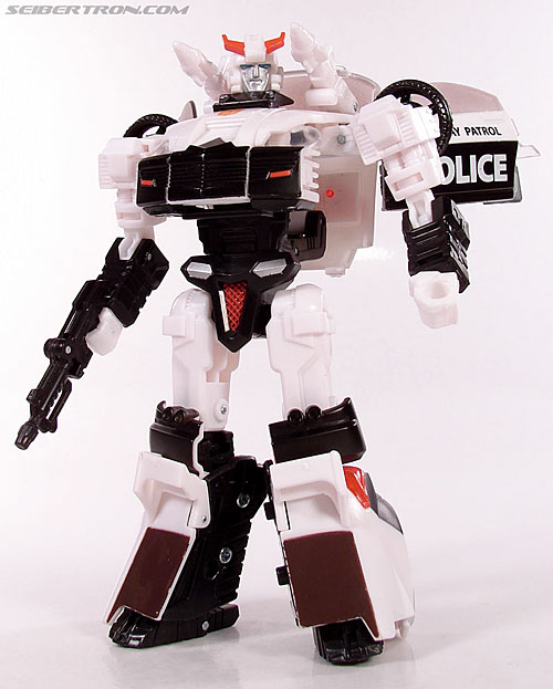Transformers Universe - Classics 2.0 Prowl (Image #115 of 138)