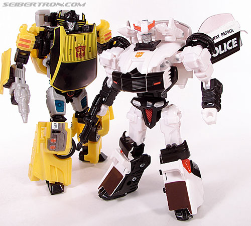 Transformers Universe - Classics 2.0 Prowl (Image #120 of 138)