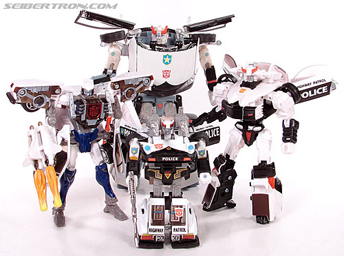 Transformers Universe - Classics 2.0 Prowl (Image #137 of 138)