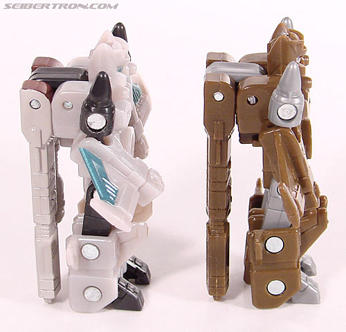 Transformers Universe - Classics 2.0 Safeguard (Image #57 of 72)