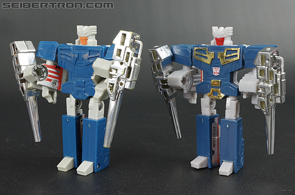 Transformers Universe - Classics 2.0 Eject (Image #93 of 104)