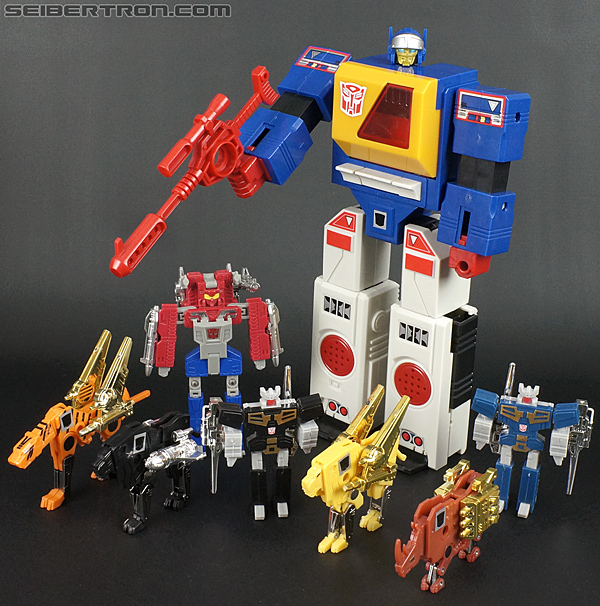 Transformers Universe - Classics 2.0 Eject (Image #98 of 104)
