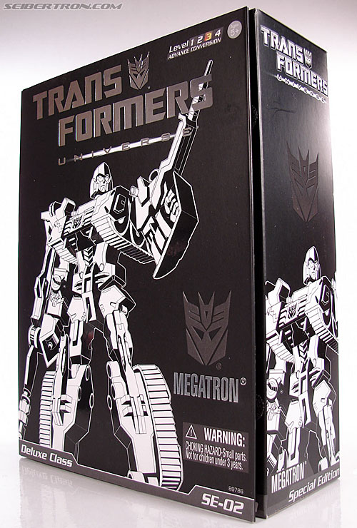 Transformers Universe - Classics 2.0 Megatron (SE-02) (Image #10 of 106)