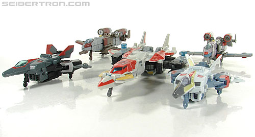 Transformers Universe - Classics 2.0 Skydive (Image #36 of 118)