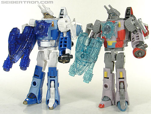 Transformers Universe - Classics 2.0 Skydive (Image #107 of 118)