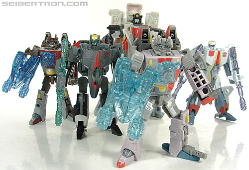 Transformers Universe - Classics 2.0 Skydive (Image #111 of 118)