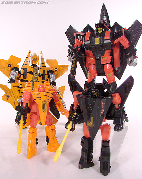 Transformers Universe - Classics 2.0 Skyfall (Image #153 of 153)