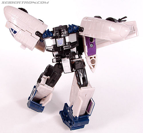 Transformers Universe - Classics 2.0 Tankor (Octane) (Image #76 of 147)