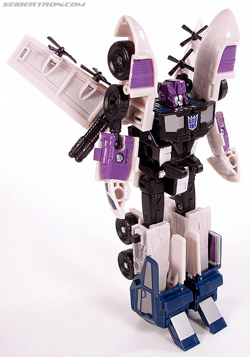 Transformers Universe - Classics 2.0 Tankor (Octane) (Image #84 of 147)