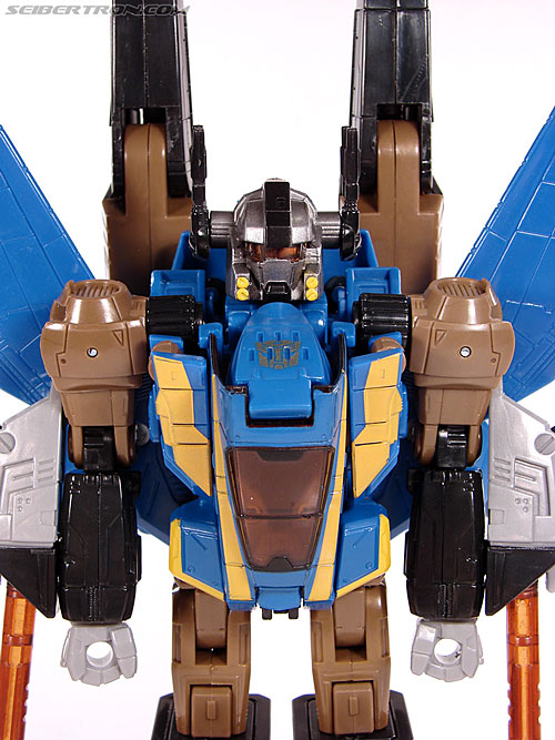 Transformers Universe - Classics 2.0 Tread Bolt (Image #76 of 174)