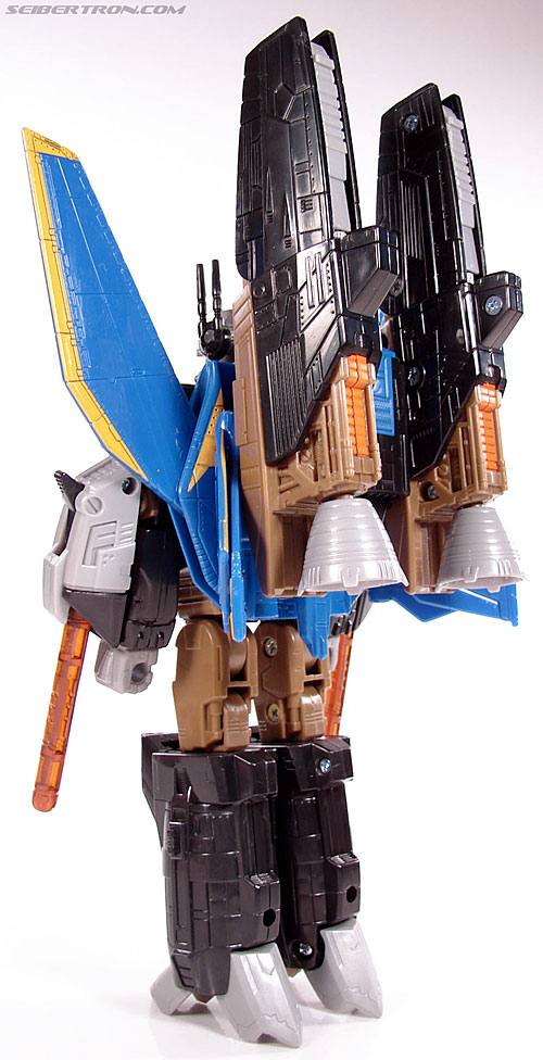 Transformers Universe - Classics 2.0 Tread Bolt (Image #85 of 174)