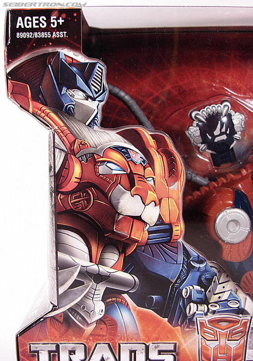 Transformers Universe - Classics 2.0 Leo Prime (Lio Convoy) (Image #3 of 89)