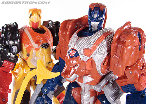 Transformers Universe - Classics 2.0 Leo Prime (Lio Convoy) (Image #84 of 89)