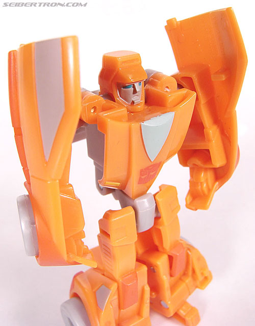 wheelie transformer toy