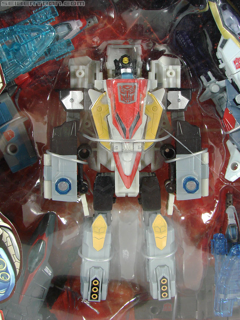 Transformers Universe - Classics 2.0 Superion (Image #2 of 139)