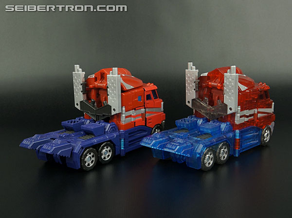 Transformers Henkei Crystal Optimus Prime (Convoy Clear Version (Crystal Convoy)) (Image #33 of 128)