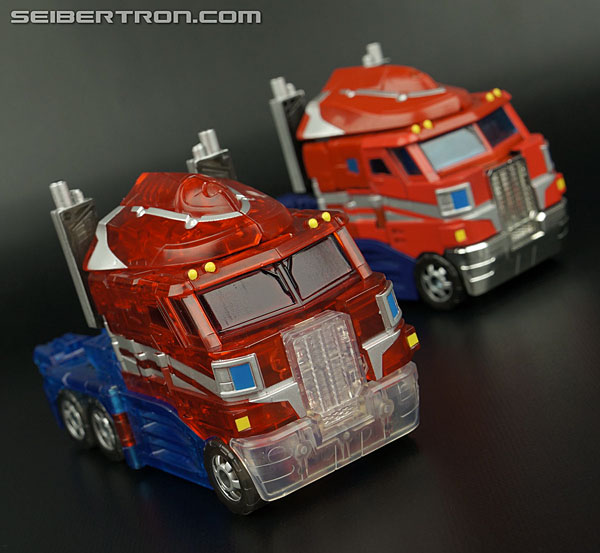 Transformers Henkei Crystal Optimus Prime (Convoy Clear Version (Crystal Convoy)) (Image #38 of 128)