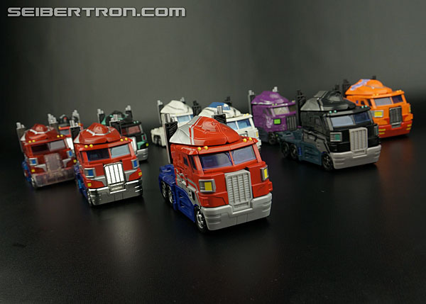Transformers Henkei Crystal Optimus Prime (Convoy Clear Version (Crystal Convoy)) (Image #44 of 128)
