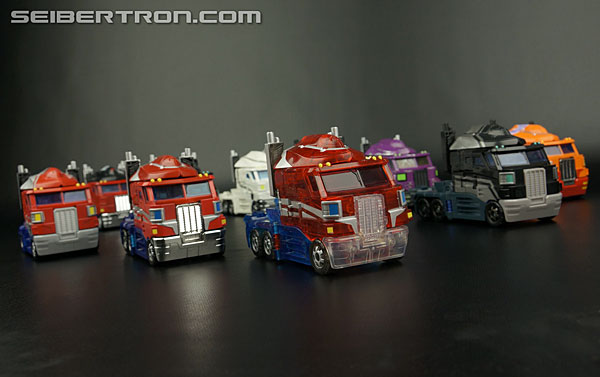 Transformers Henkei Crystal Optimus Prime (Convoy Clear Version (Crystal Convoy)) (Image #47 of 128)