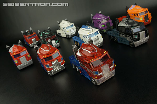 Transformers Henkei Crystal Optimus Prime (Convoy Clear Version (Crystal Convoy)) (Image #48 of 128)