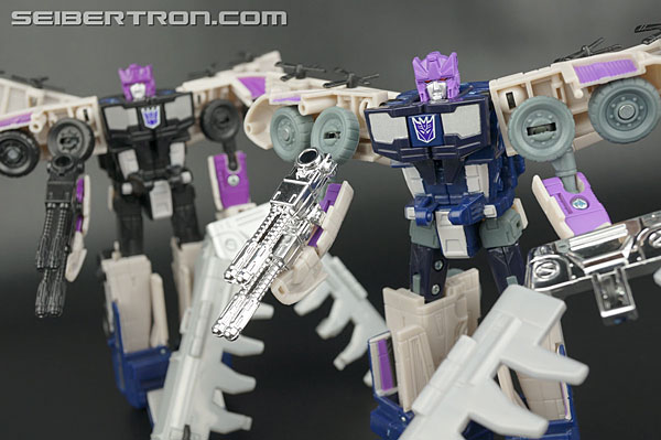 Transformers Henkei Tankor (Octane) (Image #116 of 123)