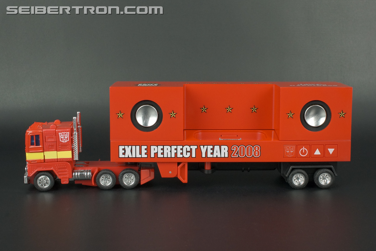 Transformers Music Label Exile Perfect Year 2008 Convoy iPod Docking Bay (Image #57 of 170)