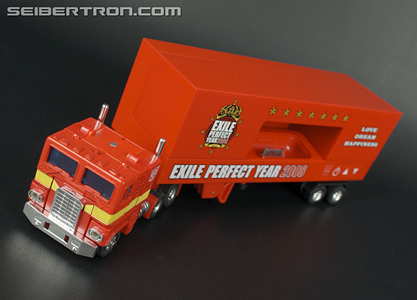 Transformers Music Label Exile Perfect Year 2008 Convoy iPod Docking Bay (Image #46 of 170)