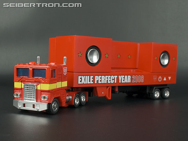 Transformers Music Label Exile Perfect Year 2008 Convoy iPod Docking Bay (Image #61 of 170)