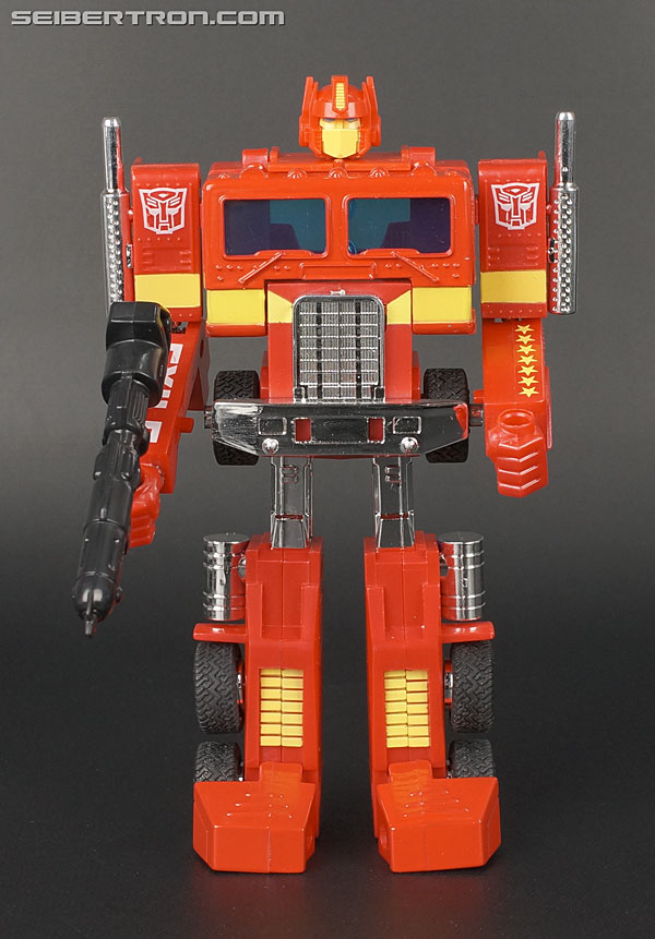 Transformers Music Label Exile Perfect Year 2008 Convoy iPod Docking Bay (Image #77 of 170)