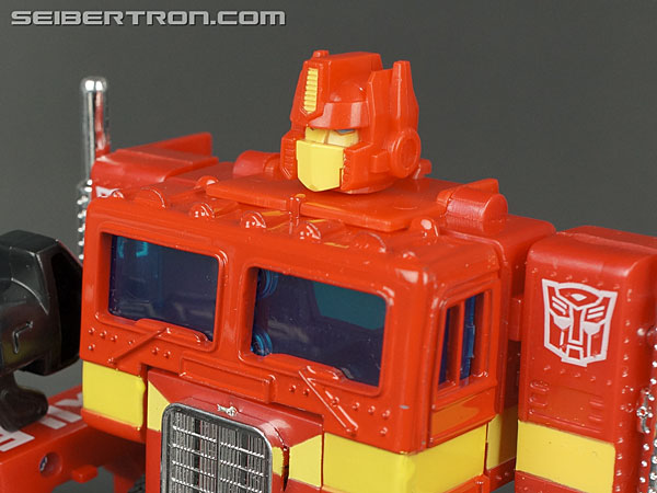 Transformers Music Label Exile Perfect Year 2008 Convoy iPod Docking Bay (Image #96 of 170)