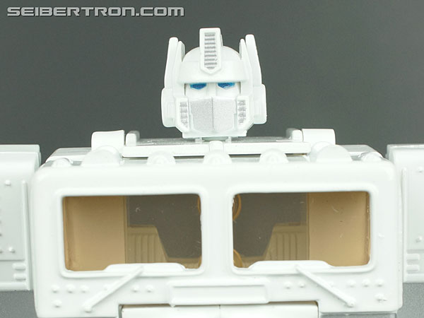 Transformers Music Label Convoy iPod Docking Bay (Image #98 of 190)