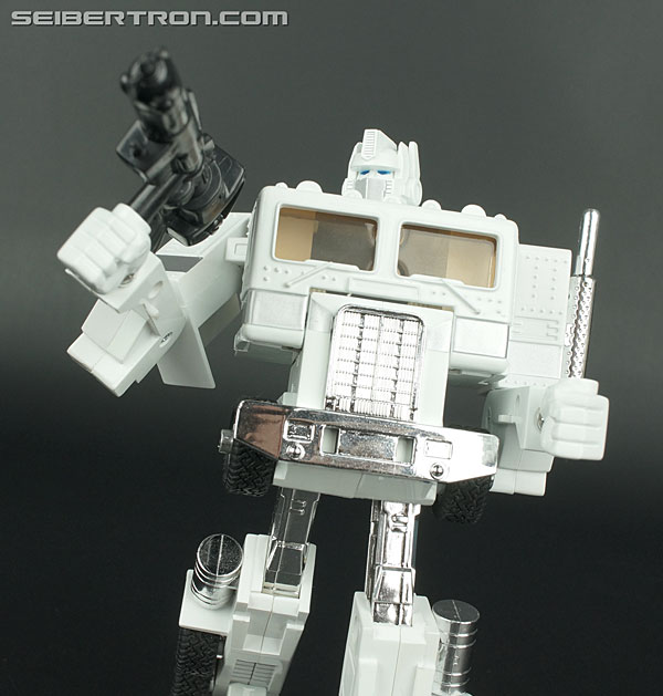 Transformers Music Label Convoy iPod Docking Bay (Image #141 of 190)