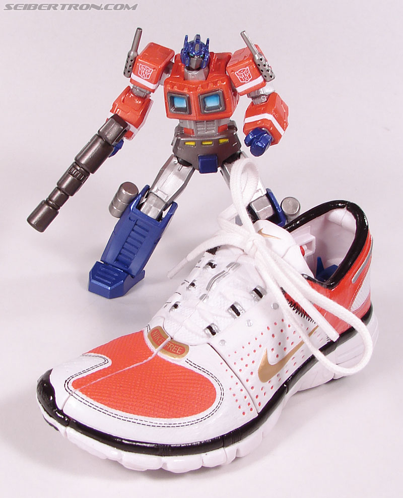 Transformers Sports Label Optimus Prime (Nike) (Convoy (Nike)) (Image #58 of 114)