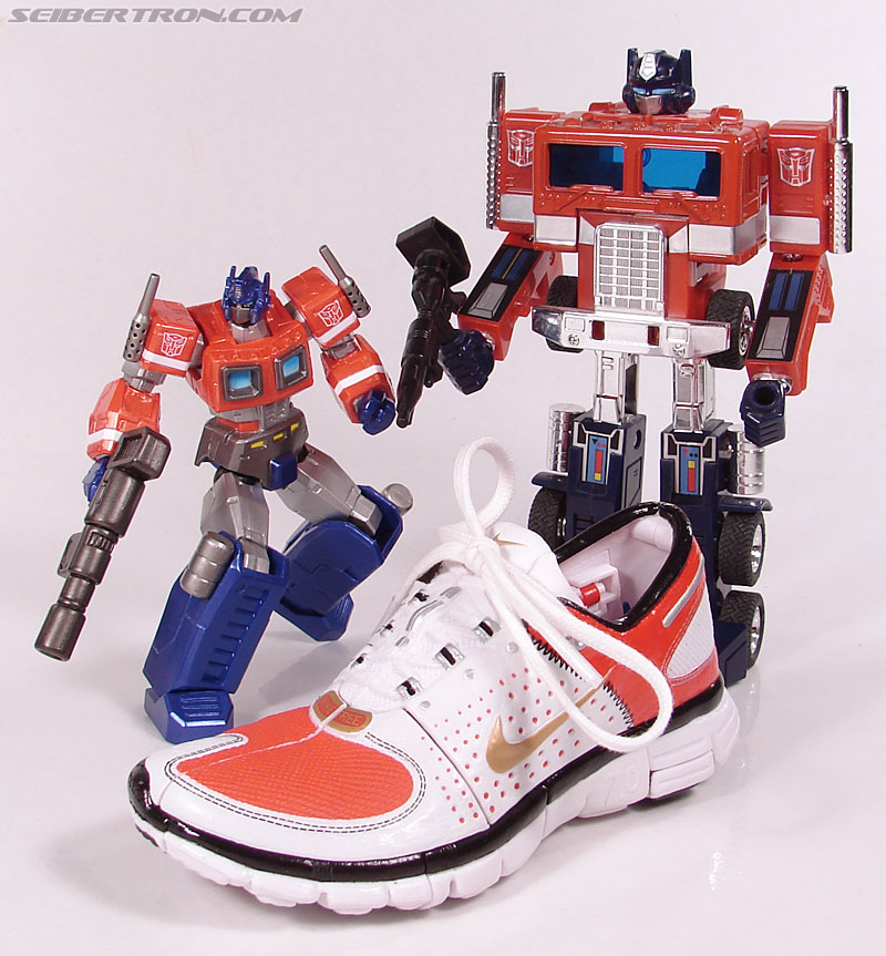 Transformers Sports Label Optimus Prime (Nike) (Convoy (Nike)) (Image #59 of 114)