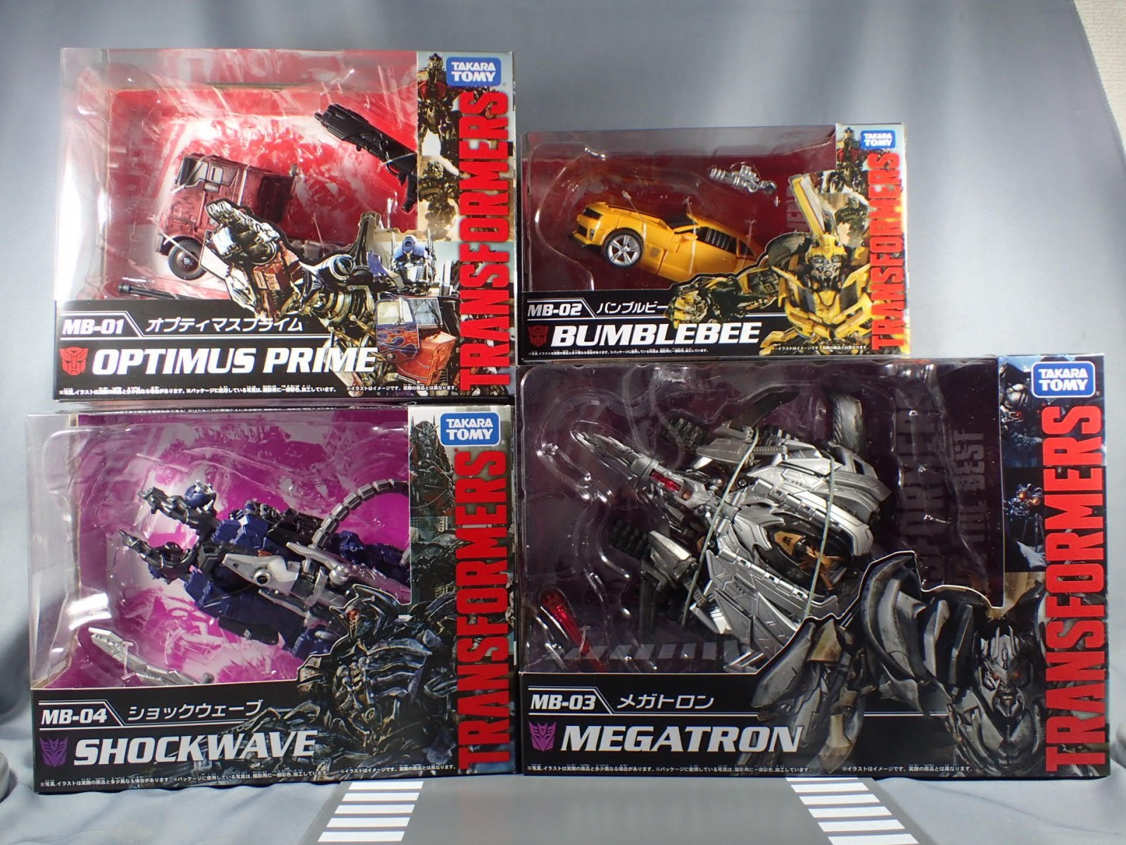 Transformers News: In Hand Images of Optimus, Megatron, Shockwave and Bumblebee from 10th Anniversary Movie The Best