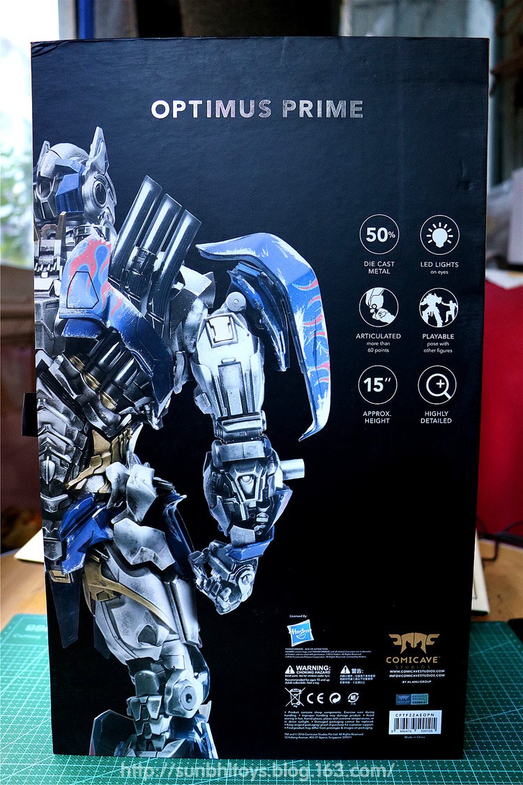 Transformers News: In-Hand Photos of Comicave AoE Optimus Prime
