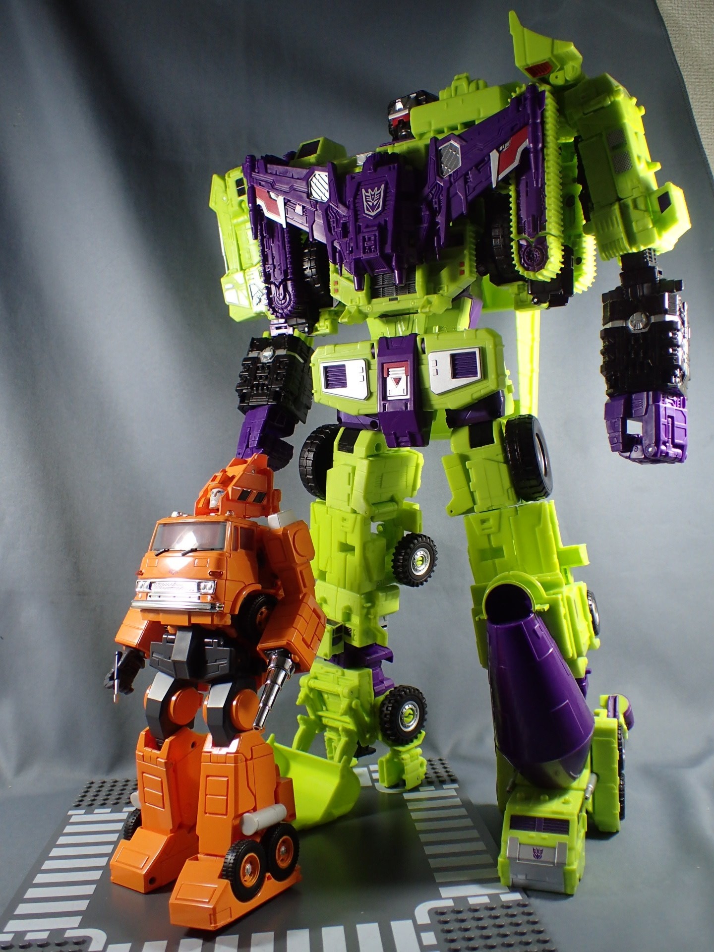 Transformers News: More Images and Video Review of Transformers Masterpiece MP-35 Grapple