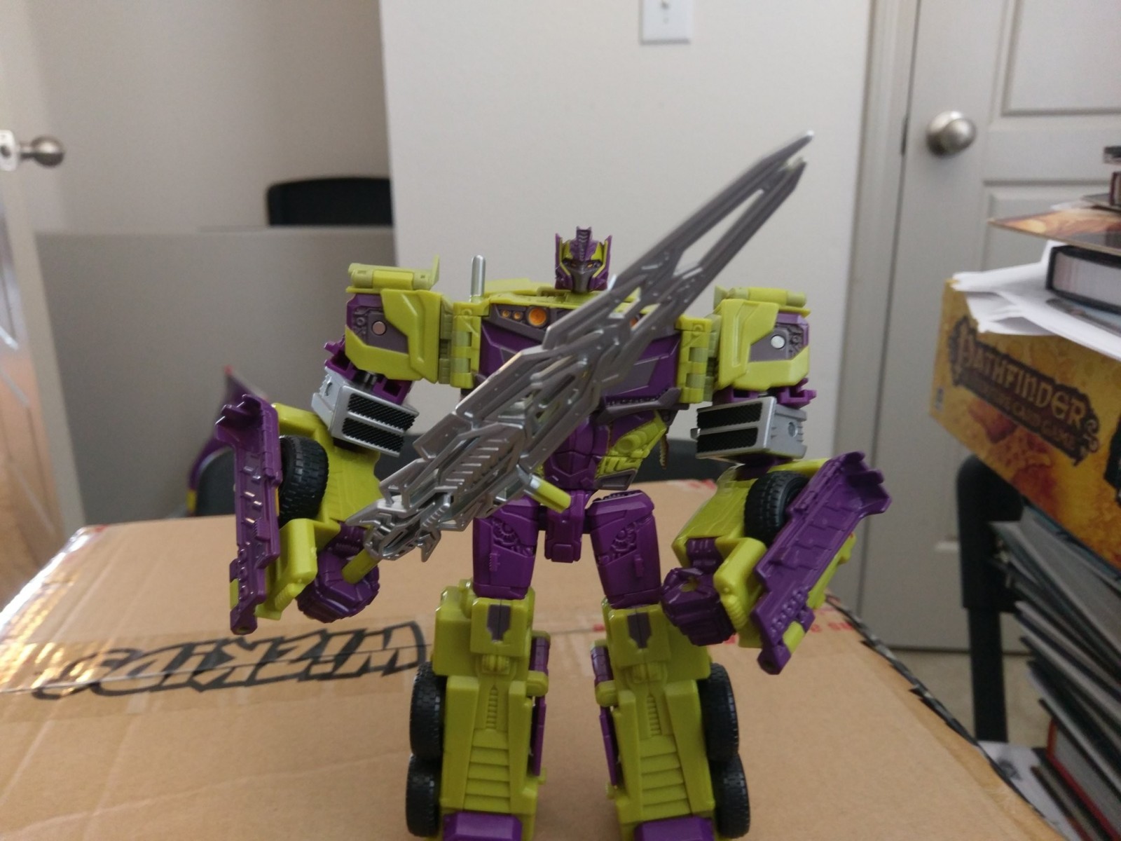 Transformers News: In hand Images of TFSS Shattered Glass Starscream, Toxitron and Counterpunch