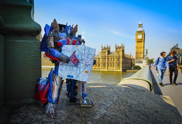 Transformers News: Hasbro Transformers: The Last Knight Loose in London, by Toy Photographer @DarryllJones