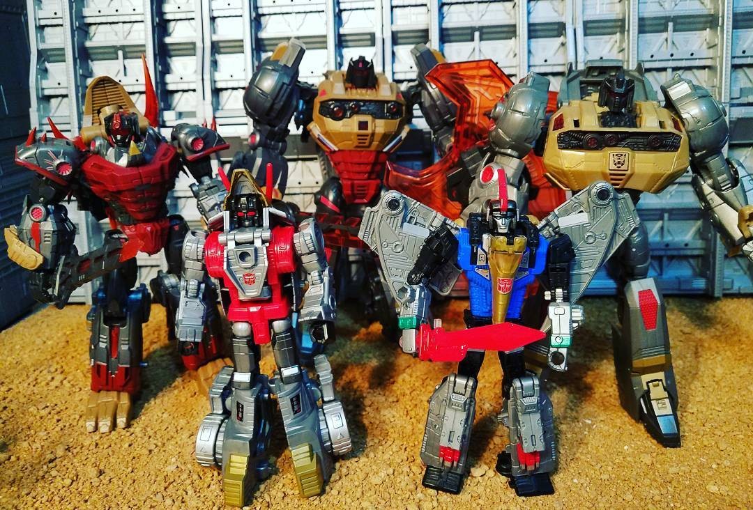 Transformers News: More In-Hand Images of Transformers Power of the Primes Wave 1 Deluxes: Slug, Swoop, Dreadwind