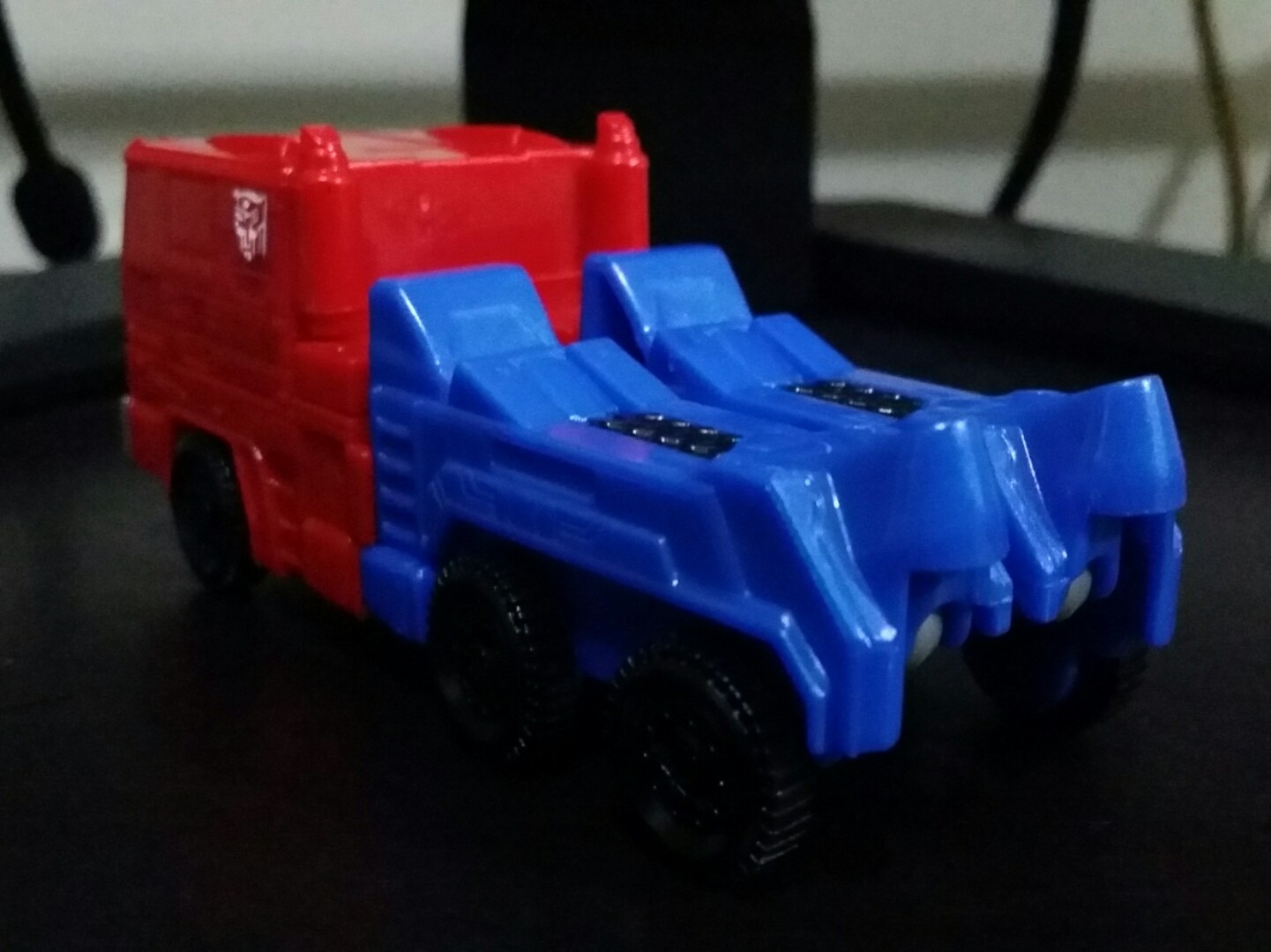 Transformers News: First In Hand Images of New Transformers 4.5" Optimus Prime Figure