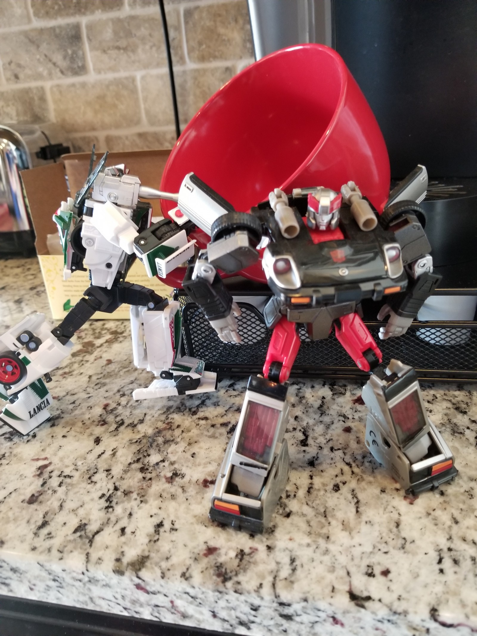 Transformers News: Re: Transformersmas 2017: A 25 Day Holiday Photo Challenge