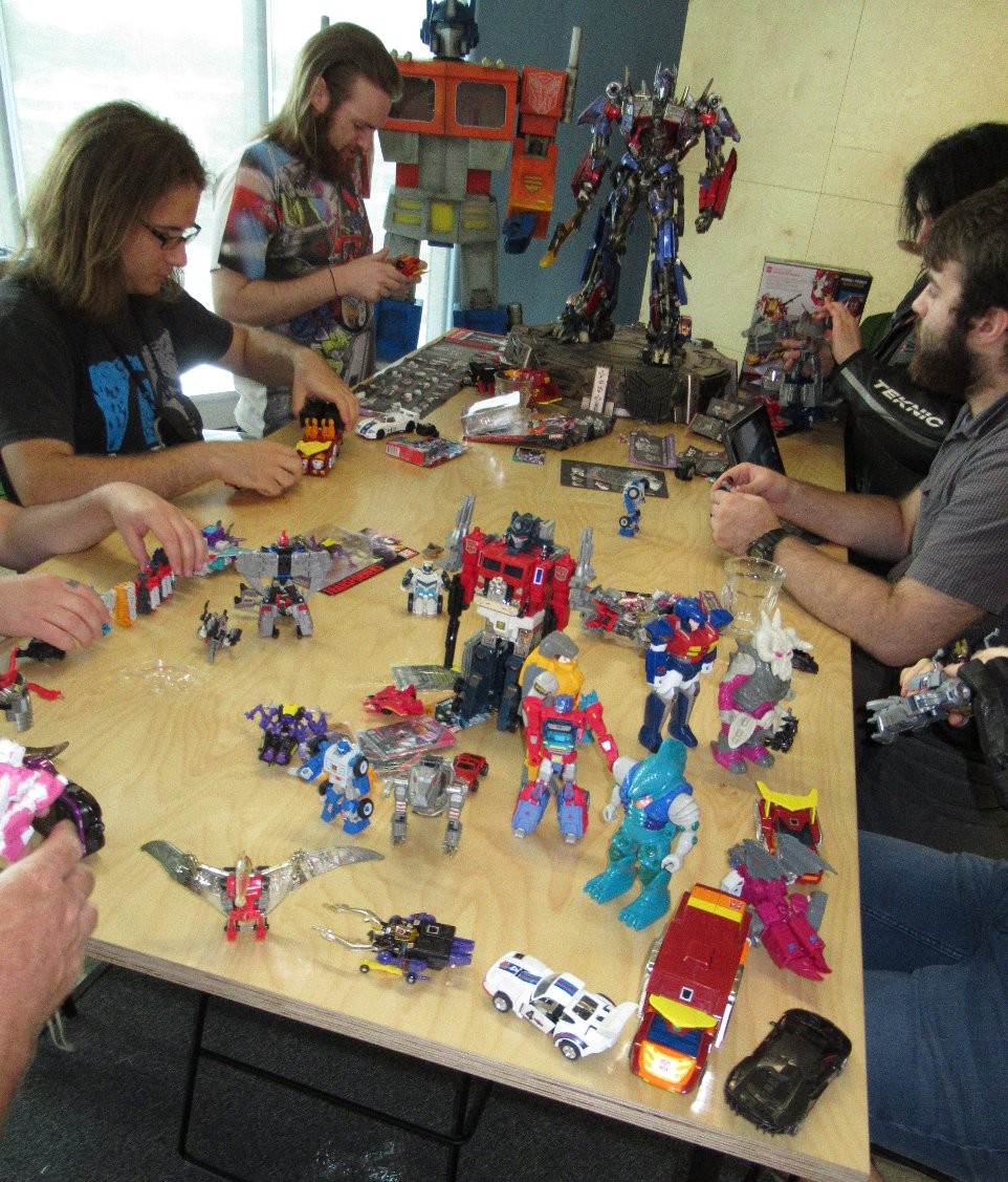 Transformers News: Australian Transformers Power of the Primes Reveal and Fan-Play Event Images