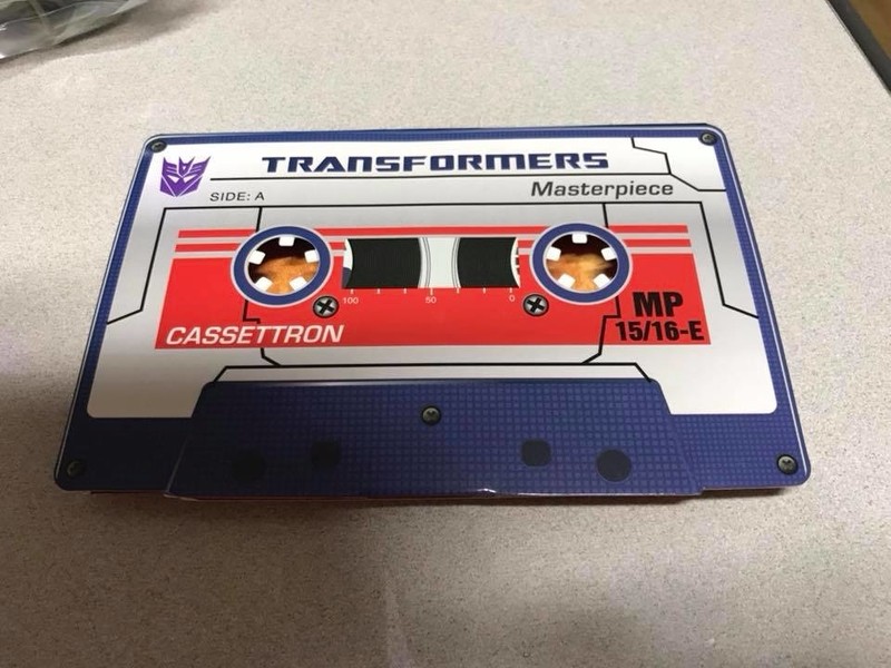 Transformers News: Collector Coin for Transformers Masterpiece MP-15/16-E Cassettbot vs Cassetron