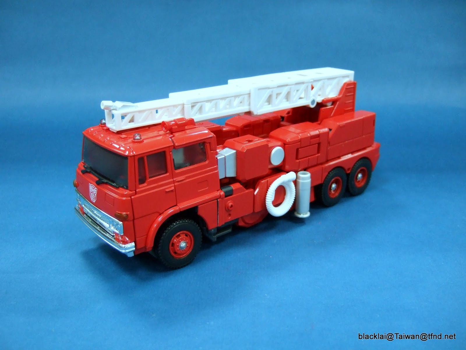fire engine transformer toy