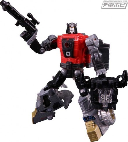 Transformers News: New Images of POTP Moonracer, Sludge, Snarl, Blackwing and More